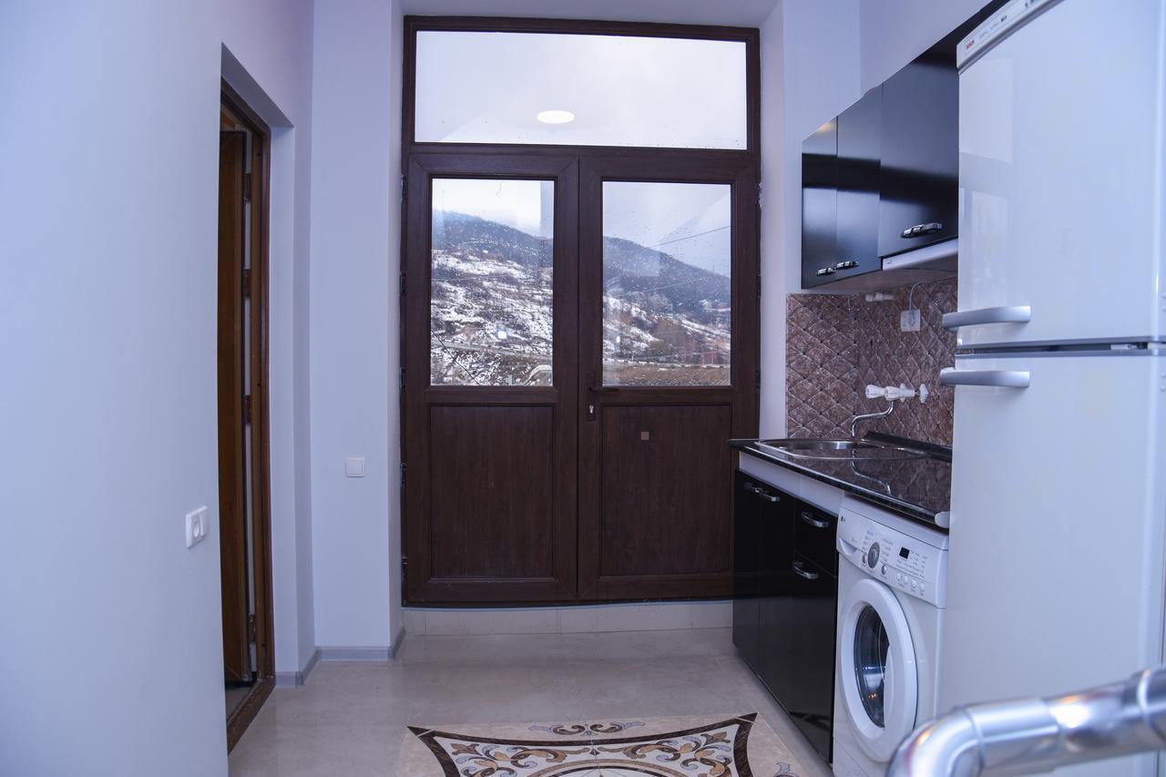 Guesthouse Crown Of צ'אקאדזור מראה חיצוני תמונה