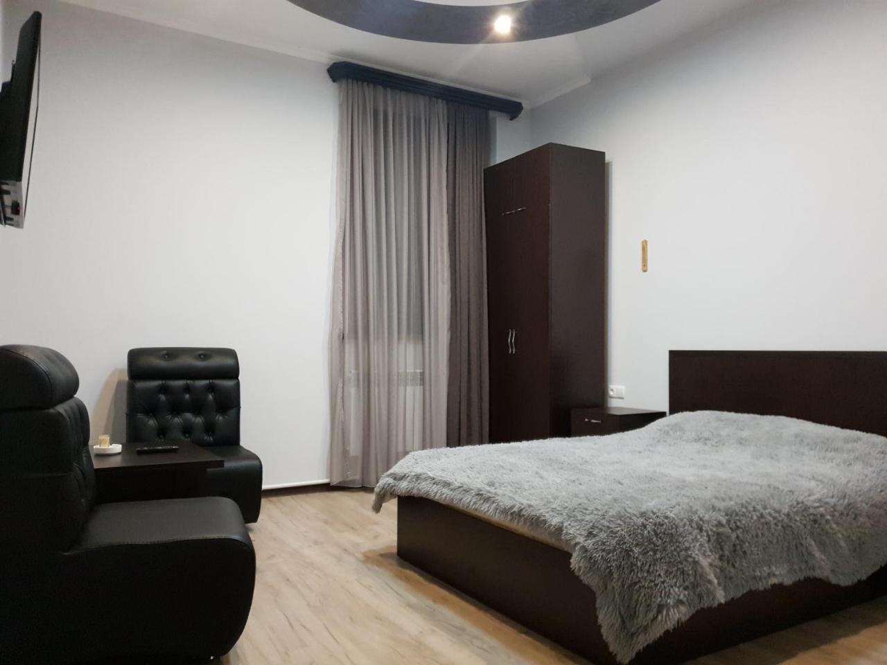 Guesthouse Crown Of צ'אקאדזור מראה חיצוני תמונה